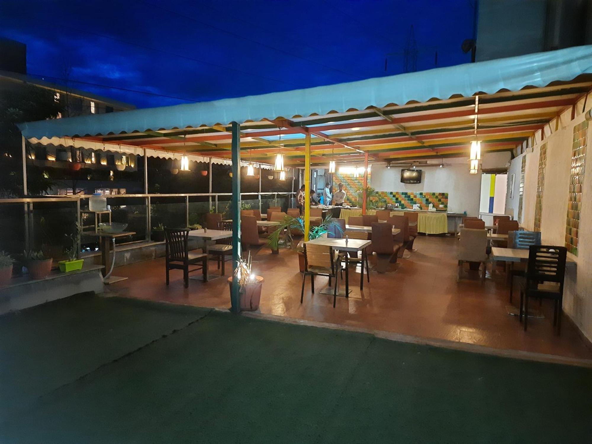 Hotel Lxia Hinjewadi - Indian Nationals Only Pimpri-Chinchwad Zewnętrze zdjęcie