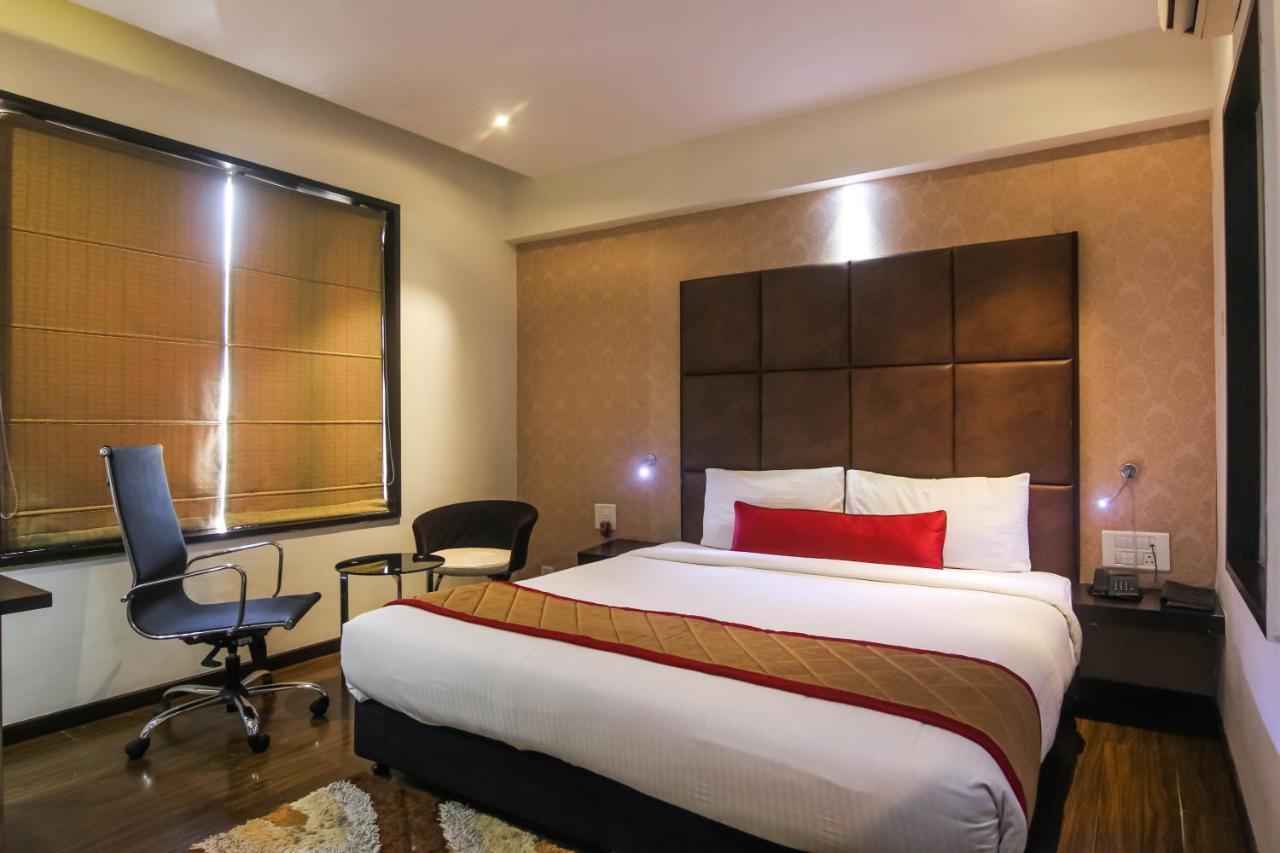 Hotel Lxia Hinjewadi - Indian Nationals Only Pimpri-Chinchwad Zewnętrze zdjęcie