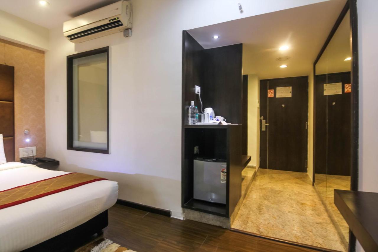 Hotel Lxia Hinjewadi - Indian Nationals Only Pimpri-Chinchwad Zewnętrze zdjęcie
