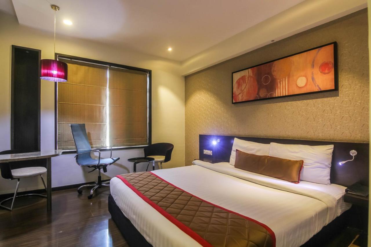 Hotel Lxia Hinjewadi - Indian Nationals Only Pimpri-Chinchwad Zewnętrze zdjęcie